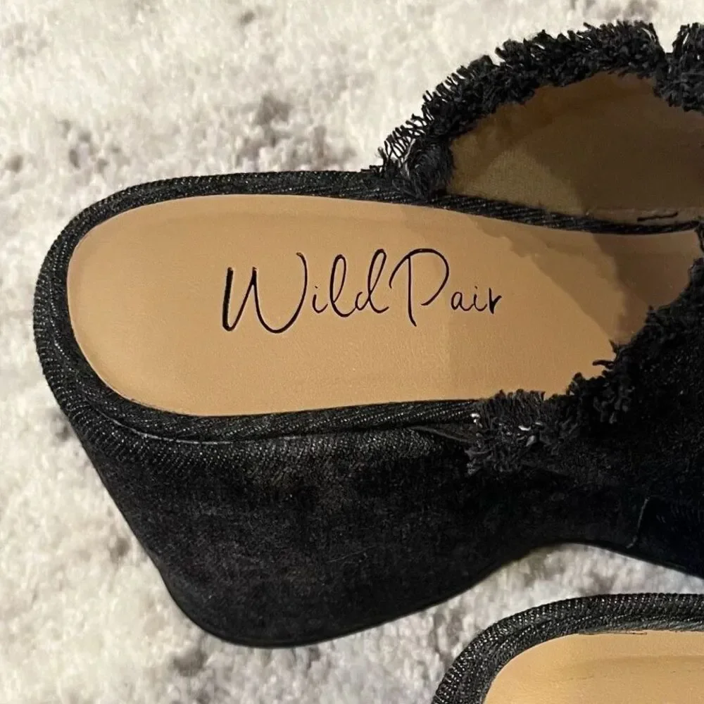Wild Pair simple slide